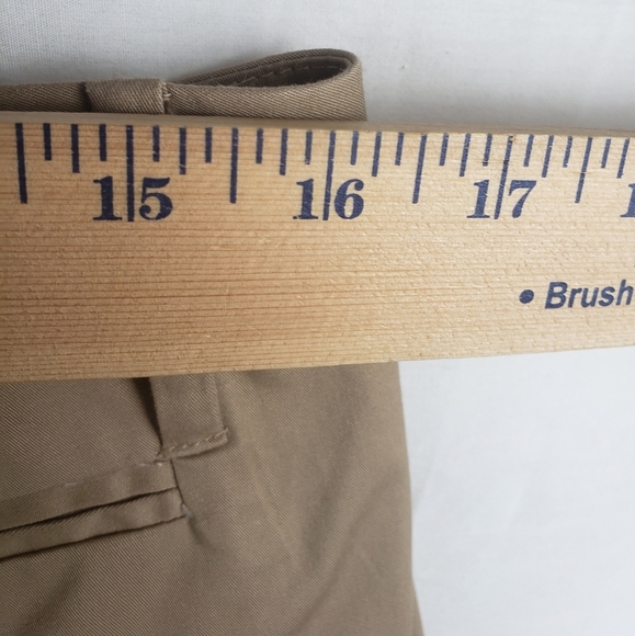 NWT George Women's Khaki Bernuda Shorts Sz 12 - Picture 6 of 8